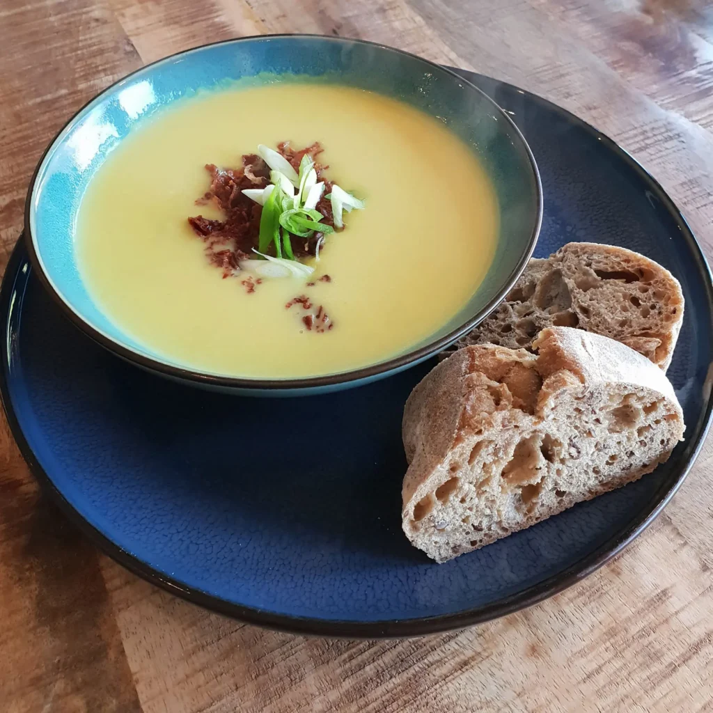 Billede af kartoffelporre suppe