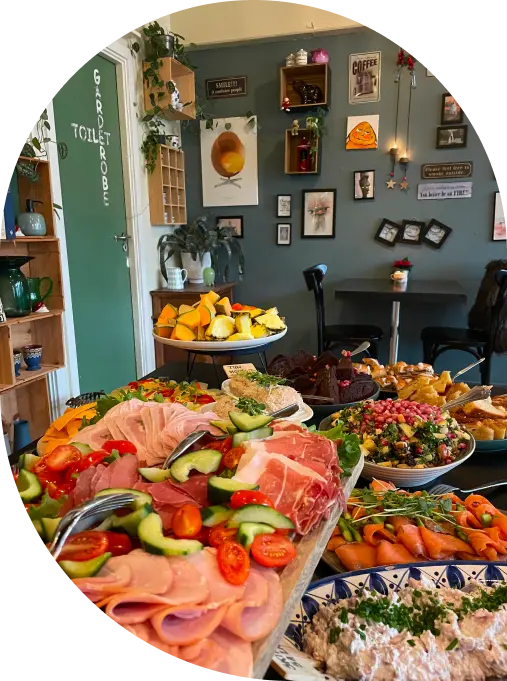 Billede af buffet med mad